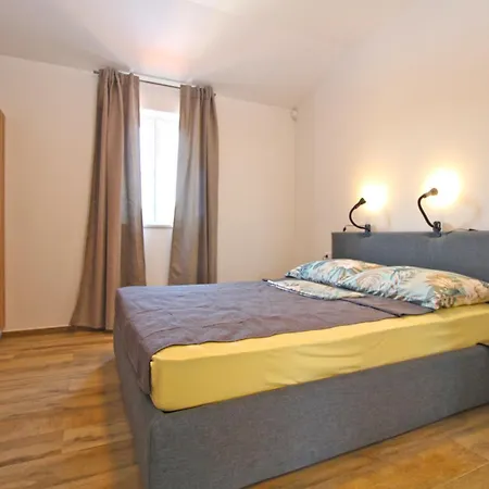 Rose 2352 Prázdninový dům Pula