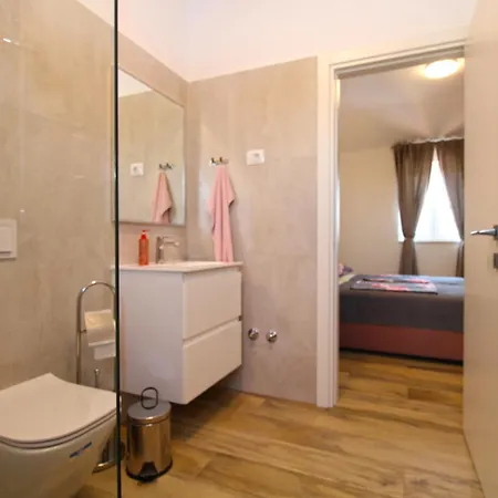 Ferienhaus Rose 2352 *