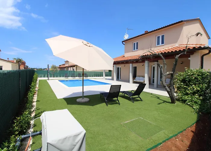 Holiday home Rose 2352 Pula